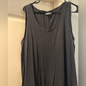 Black Sleeveless Dress